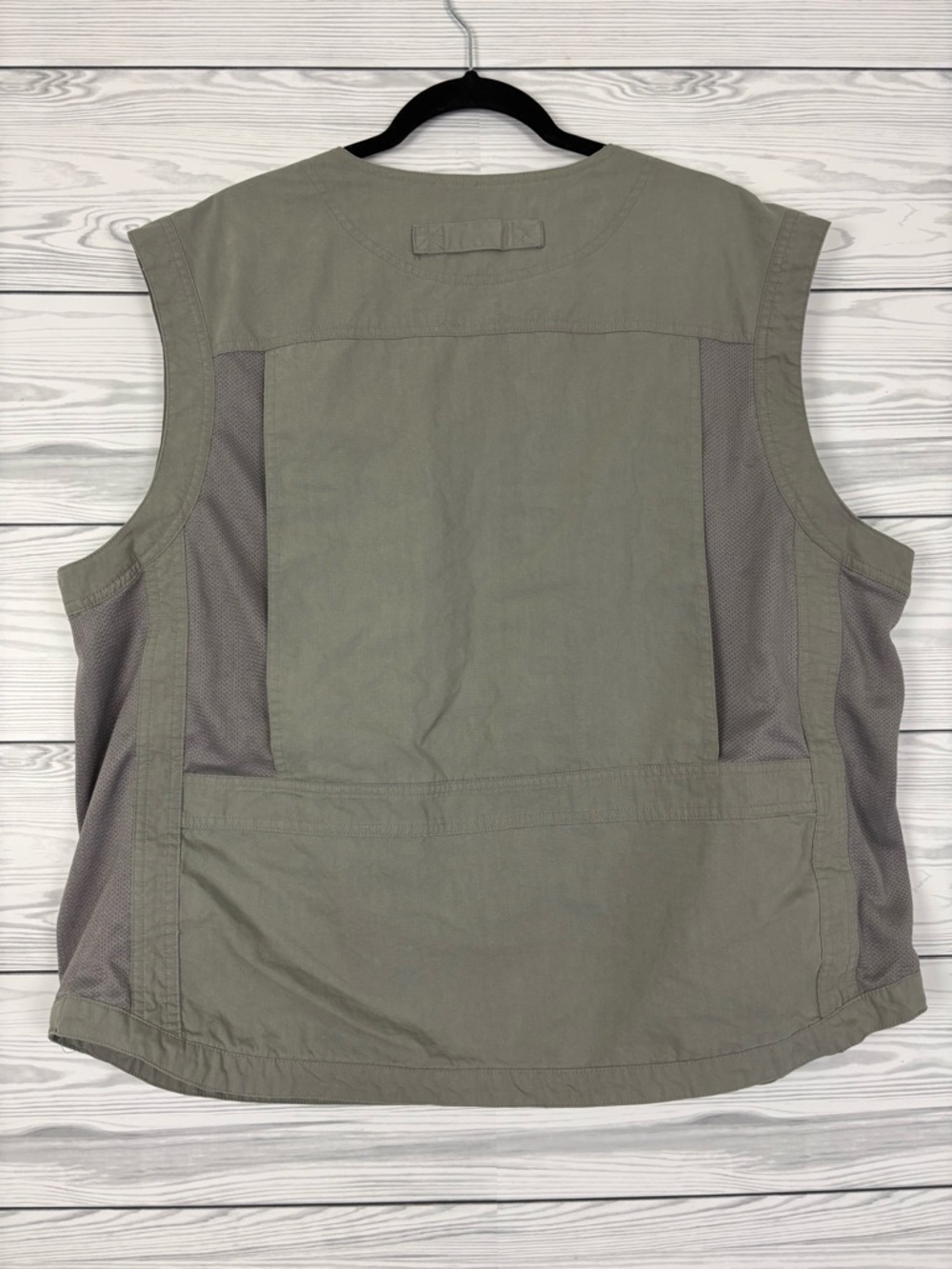 Duluth Trading Co. Green Fisherman’s Cargo Vest Size XL - Picture 7 of 7